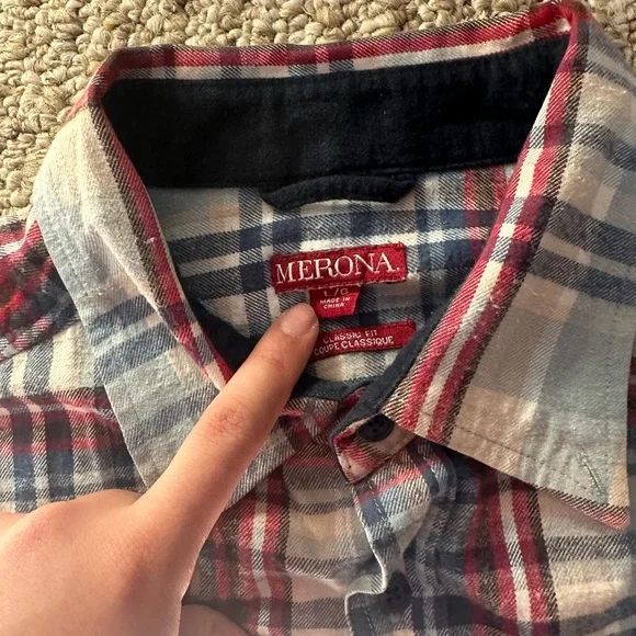 Merona Men's Plaid Cotton Long Sleeve Button-Up Shirt Red Blue Size L - Picture 2 of 4
